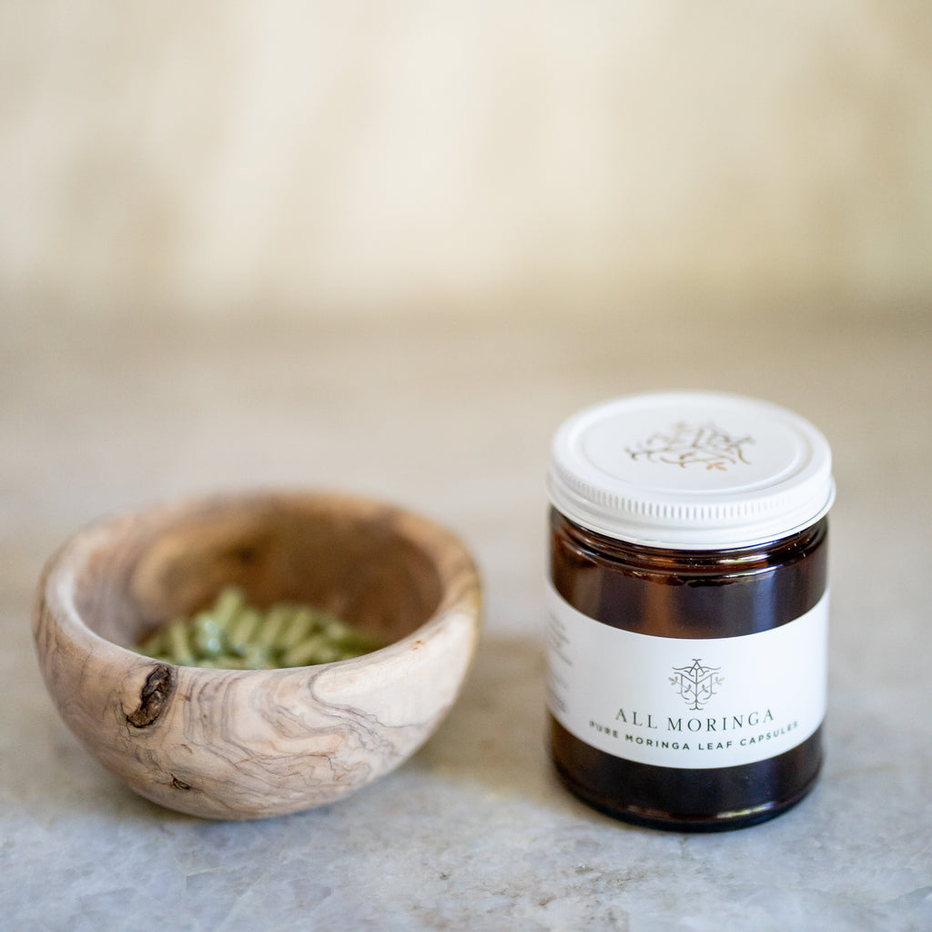 Premium Organic Moringa leaf Powder Supplements in Vegan Capsules 120ct in a Glass Jar. Non-GMO, Complete Green Superfood-3